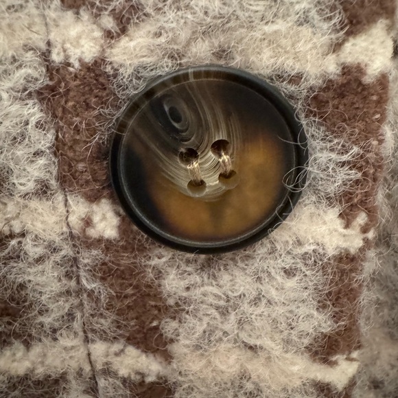 NWT Hem & Thread Cream and Brown Teddy Jacket Size Medium - Picture 9 of 12